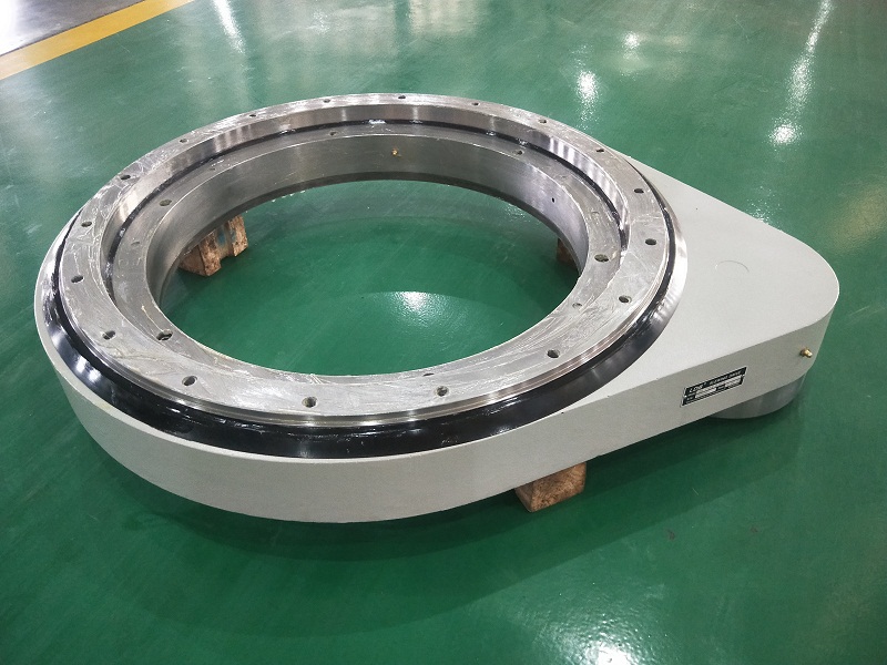 精密型斜齒（磨齒）回轉(zhuǎn)驅(qū)動(dòng)